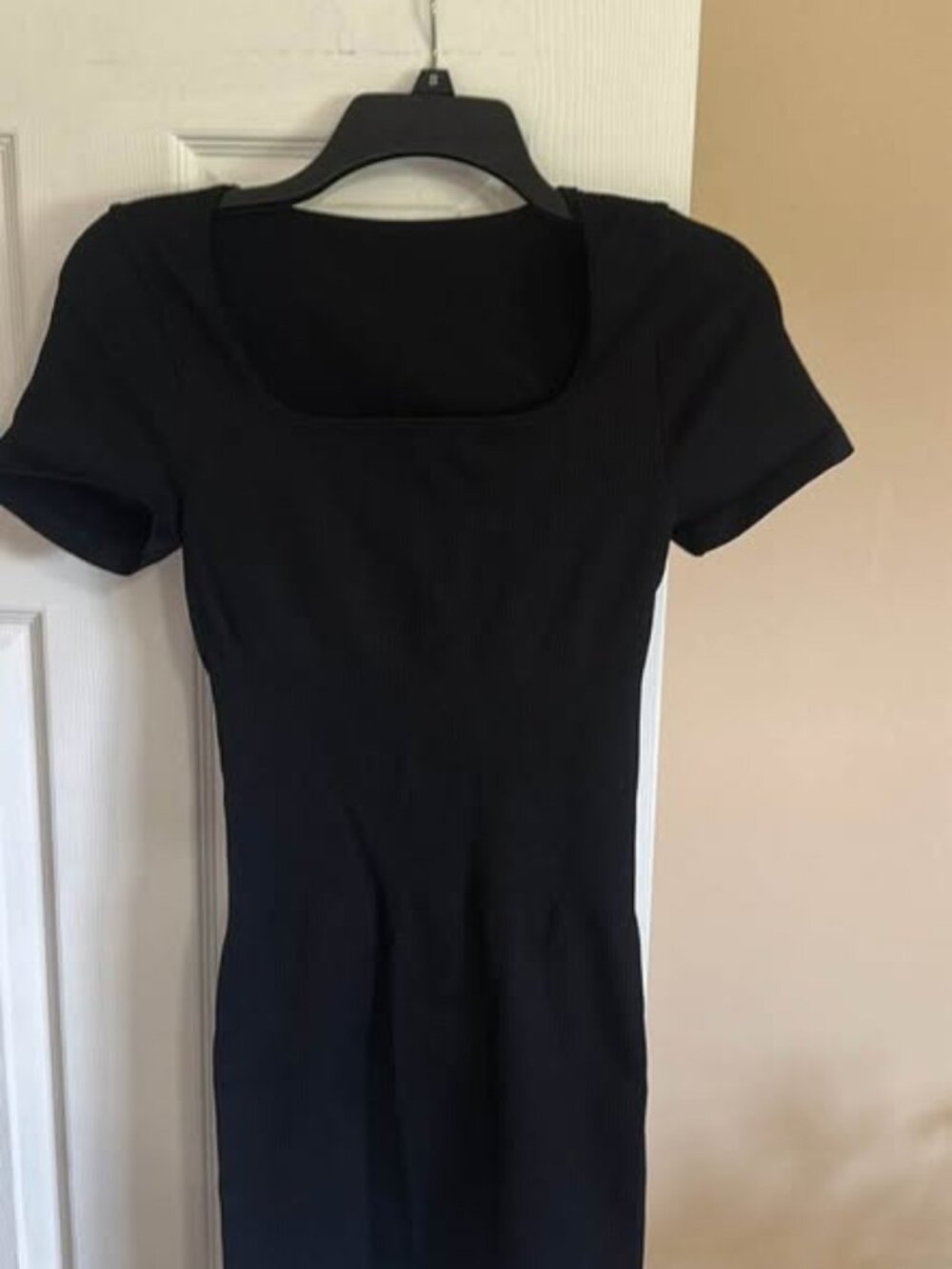 Bodycon Shortsleeve Dress Size Medium
